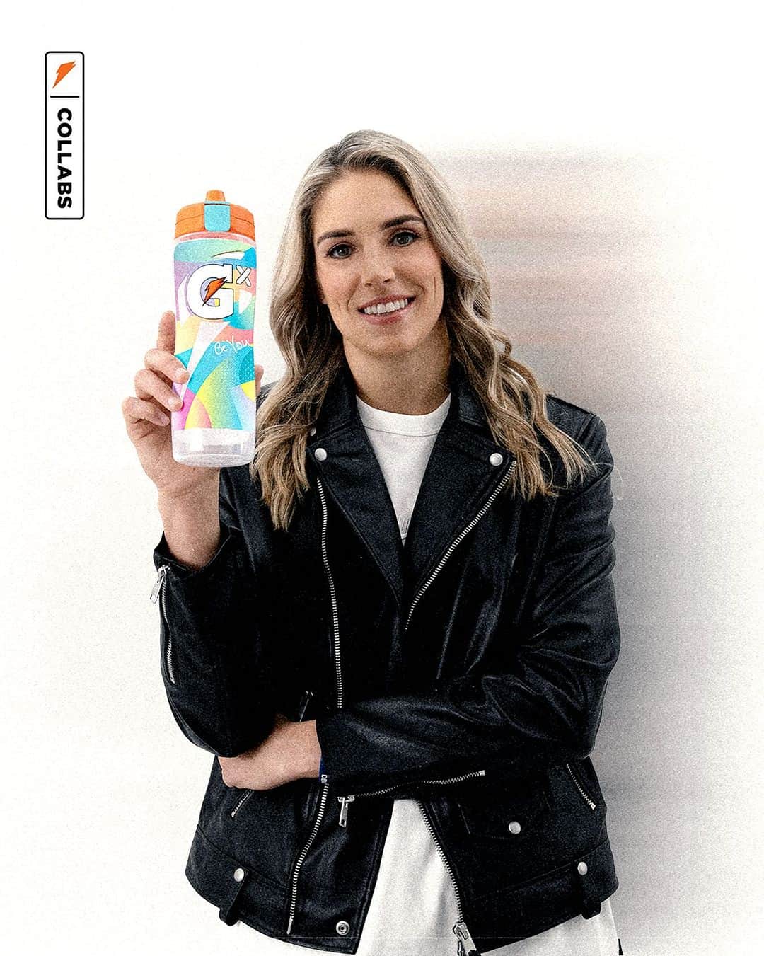 エレーナ・デレ・ダンのインスタグラム：「Be You and live your truth with @de11edonne Gx Collab Bottle. Cop yours today and find Elena’s hidden message at the bottom of the bottle 🤫」