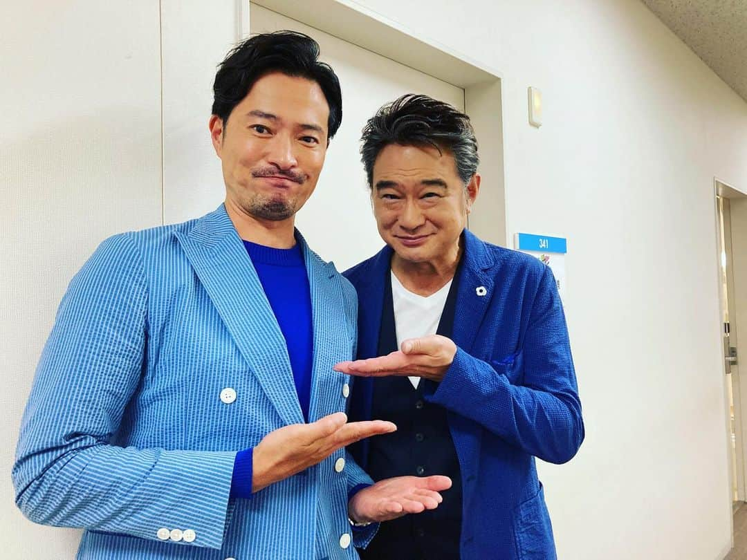 前川泰之さんのインスタグラム写真 - (前川泰之Instagram)「出演情報です。  今日7/6よる7時からフジテレビでオンエアの、  『真夏のドラマ対抗！ クイズ！ドレミファドン3時間SP』に出演します。  僕はすでに始まっている土ドラ、『テイオーの長い休日』の一員として座長の船越英一郎さんと、白石隼也くんと3人でクイズに挑みます👍🏻 ご覧の通り、青🟦チームですよ。  さー、どうなることやら！？  お楽しみに〜😌  #土ドラ　#テイオーの長い休日　#クイズ　#ドレミファドン　#船越英一郎　 #白石隼也　#出演情報」7月6日 16時34分 - maekawa_yasuyuki_official