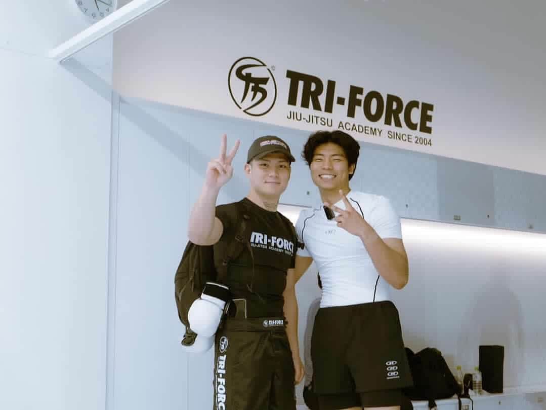 信原空のインスタグラム：「日本を超えた友達🤝  #ミスターホンデ」