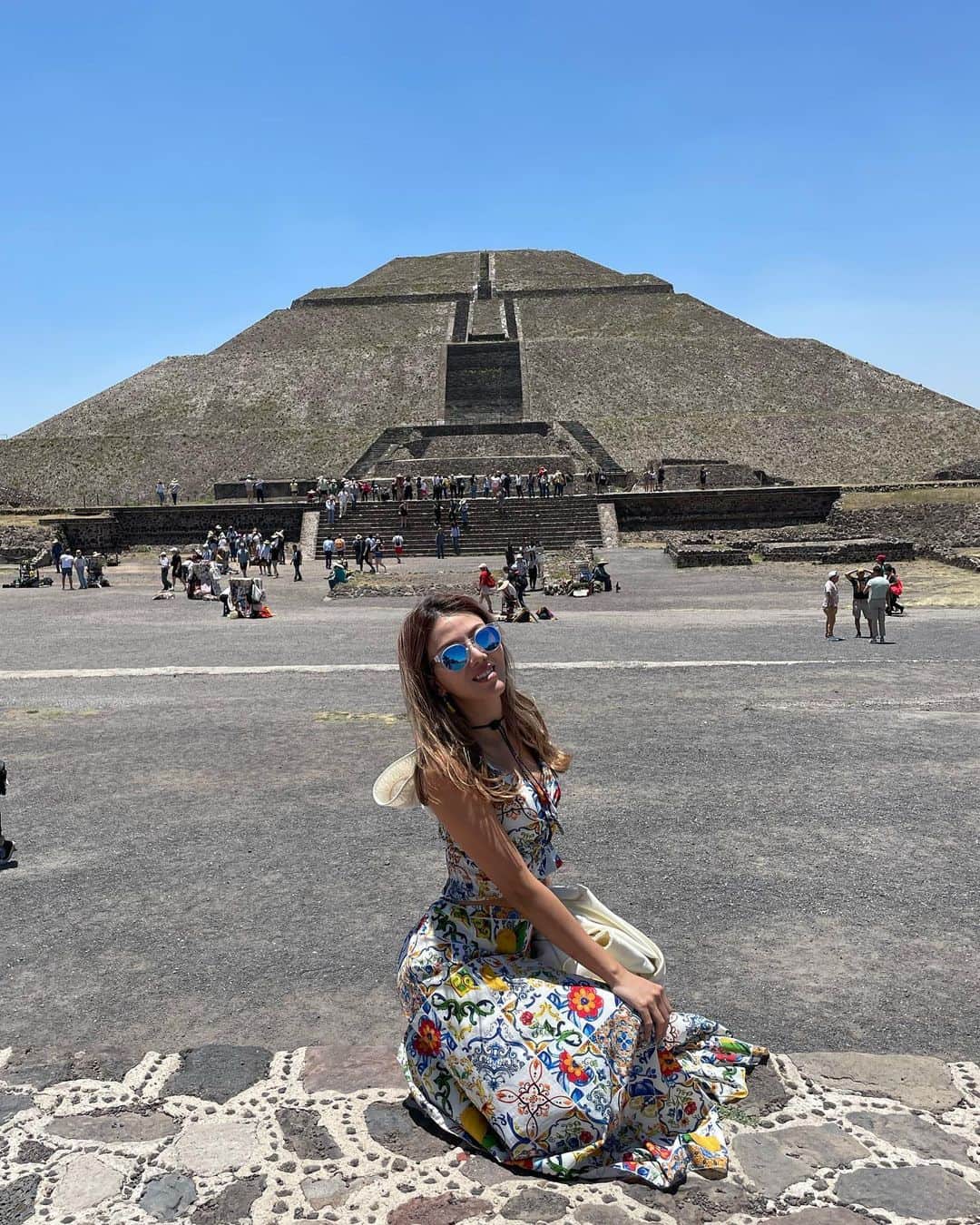 myumyuさんのインスタグラム写真 - (myumyuInstagram)「#世界遺産#テオティワカン  ①月の神殿 ②太陽の神殿 ③④⑤⑥生贄の神殿 ⑦インカ時代の壁画 ⑧⑨⑩50kmも続く水道橋  旅の様子はハイライトに載せてます 見てね♡ My profile highlights show how I traveled. Check it out♡  #worldheritage#teotihuacan#teotihuacán#teotihuacanpyramids#sitioarqueologico#Remains#テオティワカン遺跡#遺跡#Mexico#méxico#mexicocity#mexicotravel#travelphotography#travelgram#travellover#メキシコ#メキシコシティ#メキシコ旅行#南米旅行#旅好き#旅行記#海外旅行」7月7日 7時00分 - myumyu_travel_bikini