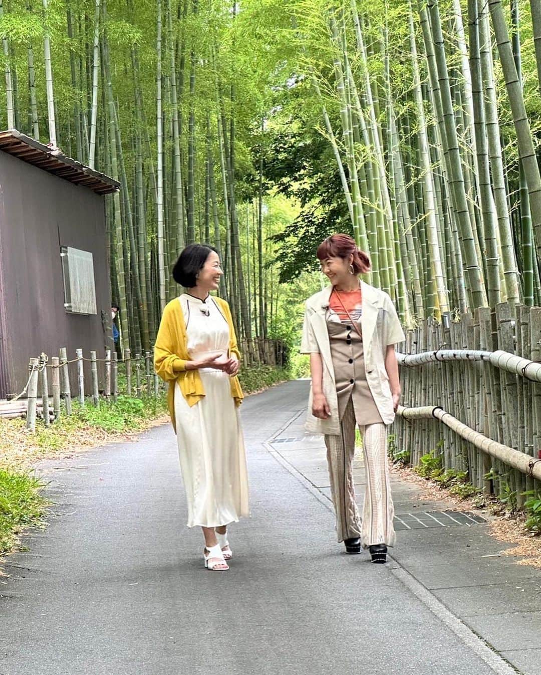 羽田美智子さんのインスタグラム写真 - (羽田美智子Instagram)「本日7月6日（木） 19:30〜19:56（NHK総合：近畿ローカル）放送の「えぇトコ」。  村上佳菜子ちゃんと 長岡京のええところを旅します。  京都の旅でも長岡を旅するのは 上級者と言われてますが、まだまだ知らない京都、奥深い京都に出会えて幸せ笑い旅となりました。  佳菜子ちゃんは愛嬌たっぷり可愛いし、さすがアスリートの集中力と瞬発力✨✨と、うなることがたくさんありました。 素敵な出会いに感謝感謝です💓  全国的にはまだ先の放送ですが、関西圏だけ一足早い放送です！  今夜是非見てくださいね！  @lily_brown_official」7月6日 17時05分 - michikohada