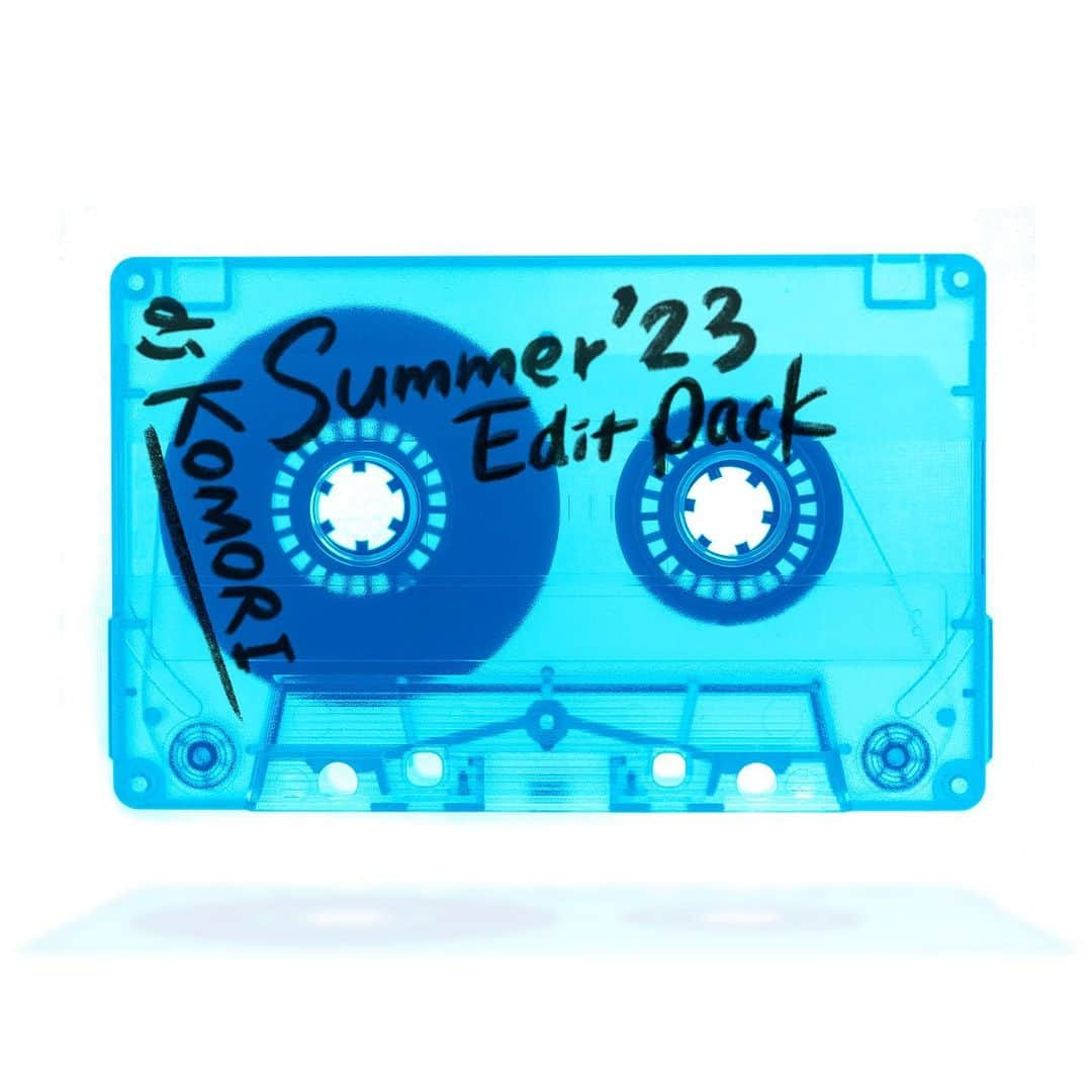 DJ Komoriのインスタグラム：「夏に向けたDJ USEなR&B Edit 『Summer ‘23 Edit Pack』をSoundCloudに公開！ ＞＞https://soundcloud.com/djkomori-official （プロフィールにリンクあり）  FREE DOWNLOADの音源もあるのでDJの人もチェックしてね✅ 新しく作ったアカウントなのでフォローもぜひ🙌  - Tracklist - Janet / If - DJ KOMORI '23 Summer Remix Utada Hikaru / MARUNOUCHI SADISTIC - DJ KOMORI Edit Nas / Made You Look X Bimiri Road DJ KOMORI Blend Kendrick Lamar / Be Alright X Forget Me Nots - DJ KOMORI Edit NewJeans / Attention X Finesse DJ KOMORI Blend Sade / Cherish The Day - DJ KOMORI Boom Bap Edit  Cover Design : @g.yuri_   #djkomori #sugarbitz #rnbmusic #djedits #soundcloud #aplepie_rmb」