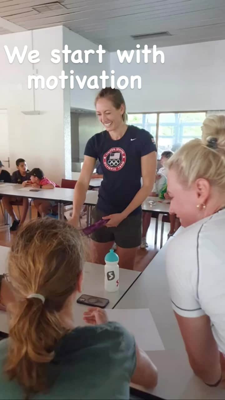 ブリージャ・ラーソンのインスタグラム：「HUGE THANKS to the @limmatsharkszuerich in Zürich, Switzerland! I had an incredible time working with your athletes❤️  It was wonderful to go through my Olympian Mindset training class, show them new swim drills to  help their breaststroke technique, and of course race them at the end and see how excite they are to swim fast! And thank you to the wonderful parents and coaches to helped make this possible! I love doing swim clinics and working with the athletes on their mindset, if anyone elsewhere in the world is interested please feel free to reach out!  #zurich #swim #olympian #olympianmindset #mentaltraining #visualizationtraining」