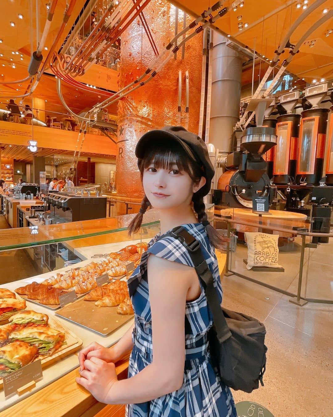 のインスタグラム：「グリンゴッツかとおもったスタバ☕️」