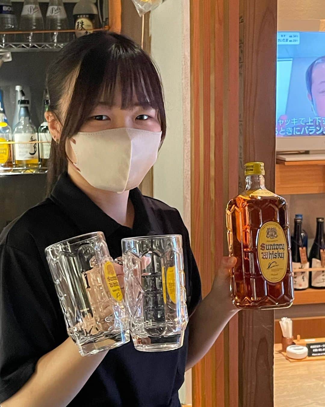 Soba-ya 榛名のインスタグラム：「角瓶1,000円（税込1,100円）キャンペーン（7/3～7/15） 　 【参加方法】インスタ ①  Sobaya榛名のアカウントをフォロー ②  『@Sobaya榛名』を付けて写真をストーリーor フィード投稿 【参加方法】ツイッター ①  ＠Sobayaharuna　のアカウントをフォロー ② 投稿をリツイート （注意）店内飲酒のみ、持ち帰りはできません。各グループー本まで」