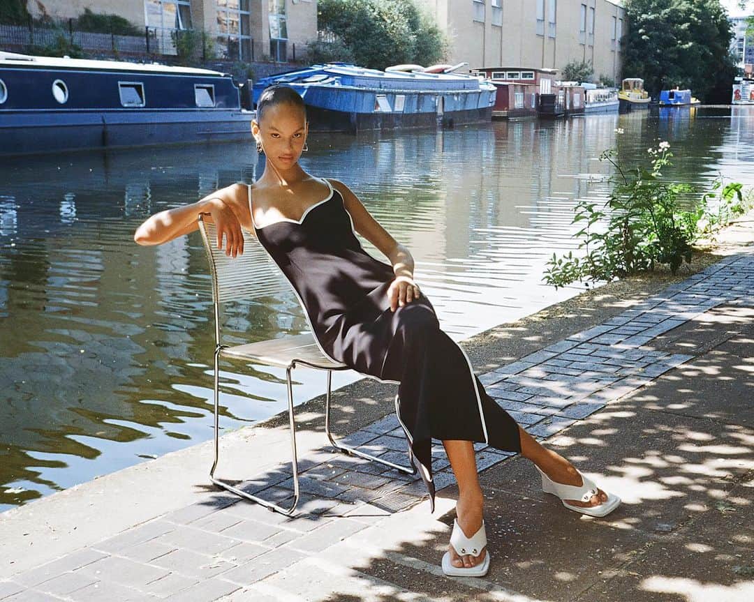 エルエヌシーシーのインスタグラム：「INTRODUCING: Paris Georgia  Viral minimalism arrives at LN-CC  Photography/styling: @billylobos Talent: @anaporttella_  @imgmodels」