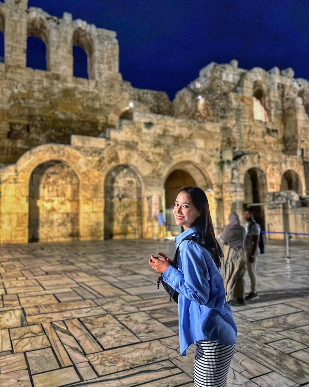 hama_aki_pppさんのインスタグラム写真 - (hama_aki_pppInstagram)「娘 @yn_____0203 ヨーロッパ旅行続き ギリシャ(アテネ)  Greece(Athens) 8枚あります  パルテノン神殿には夜、行ったみたいです🌃 最後動画入れてます  #ヨーロッパ #ヨーロッパ旅行 # 女子旅 #ギリシャ旅行 #ギリシャ #アテネ #パルテノン神殿 #タビジョ #FlyJAL #トラベルコ #jalan_travel #ig_greece #ig_greek #ig_Europa #visitgreece #greecetravel #parthenon #athens #iphoneonly #iPhonephotographer  #海外旅行 #overseastrip #holidayabroad #athensgram #おとな旅プレミアム #rakutentravel」7月6日 18時05分 - hama_aki_ppp