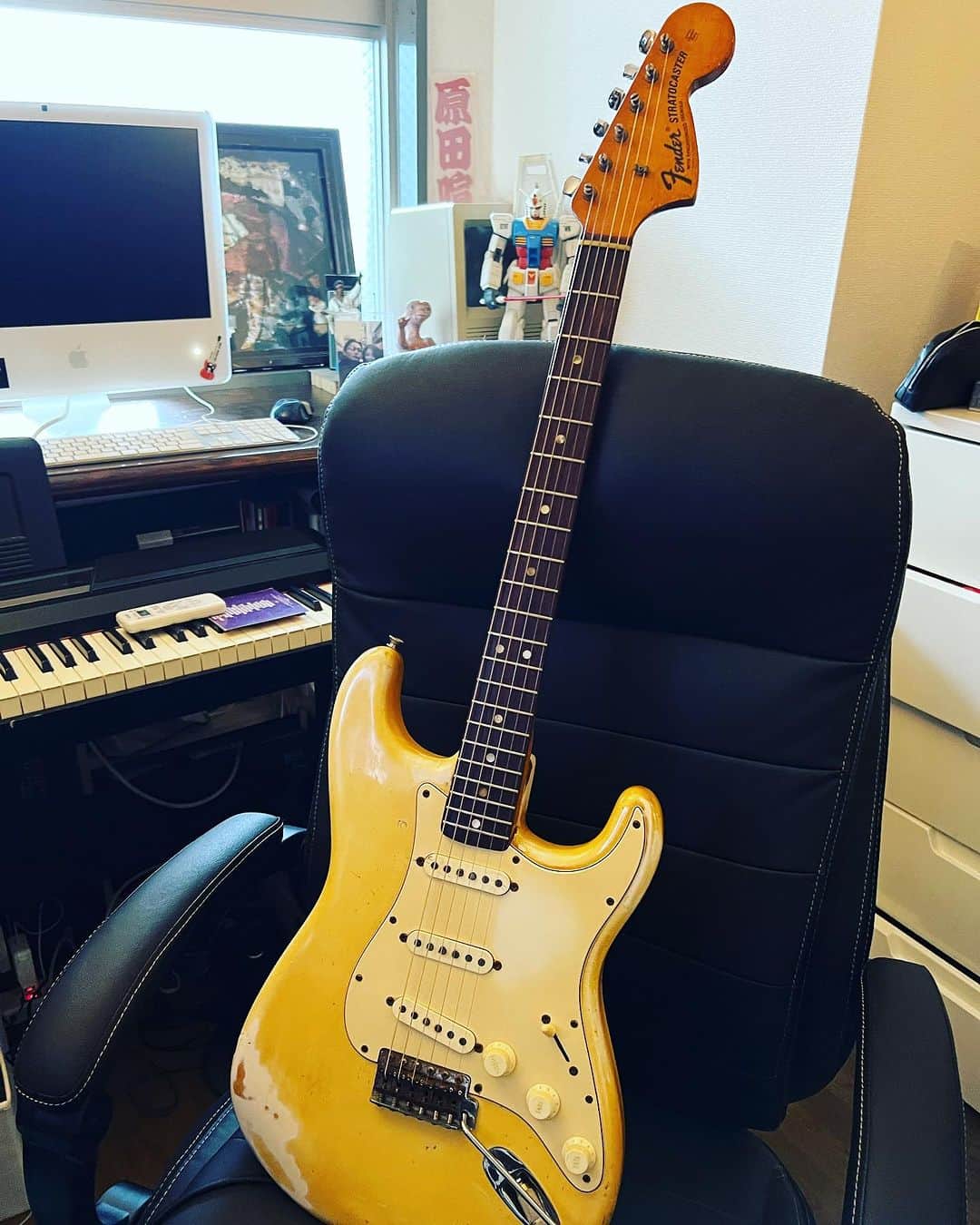 のインスタグラム：「レコーディングちう〜 ええ音してる！ #fender  #69年  #レコーディング」