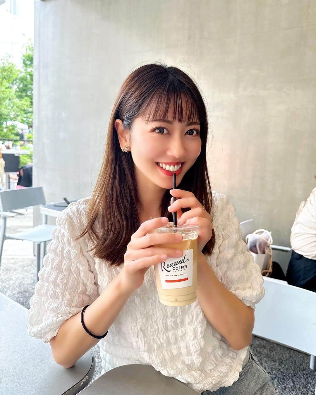 小山ひかるさんのインスタグラム写真 - (小山ひかるInstagram)「Cafe time☕️✨  暑い日が続きますが 水分をたくさん摂って ご飯もたくさん食べて 元気に過ごしましょう〜❤️ . . #happy #smile #cafe #渋谷カフェ #渋谷 #shibuya #ランチ #lunch #roastedcoffee #roastedcoffeelaboratory」7月6日 19時45分 - hikaru_kym