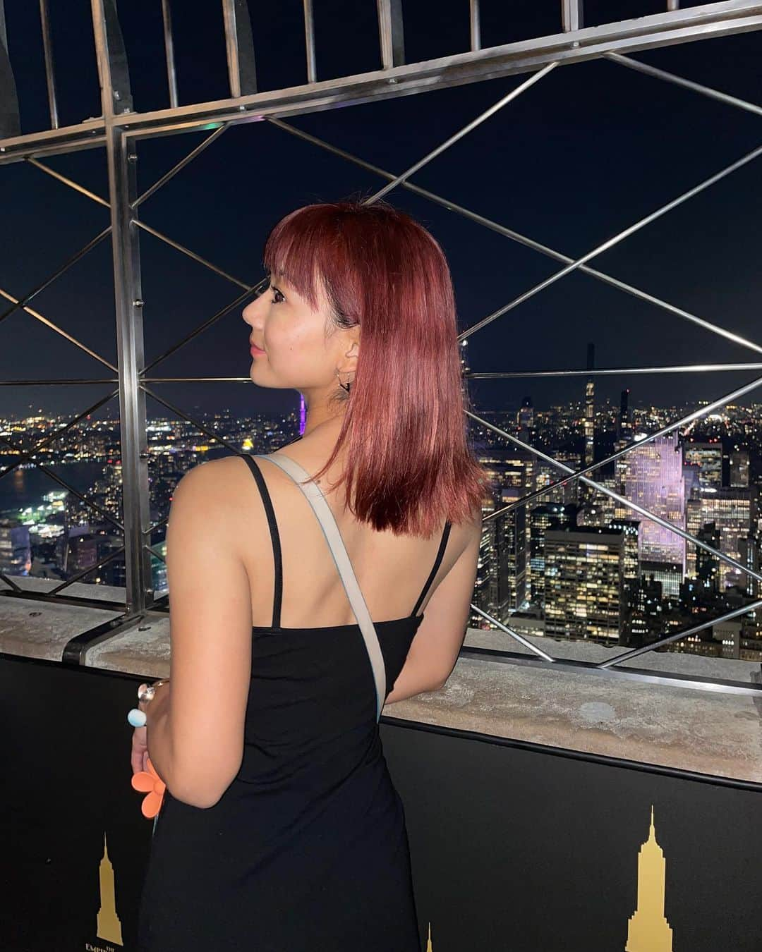 指出瑞貴さんのインスタグラム写真 - (指出瑞貴Instagram)「🗽🌝💎  #NY #empirestatebuilding #Omg   I think it's the best night view in the world.   世界一。初めて見た光景に美し過ぎて、本当に来てよかったって心から思いました。この光景は一生忘れない😌 世界のど中心って感じ。涙しそうでした。素晴らしいの。  #야경 #nightview #夜景」7月6日 19時53分 - sashidemizuki