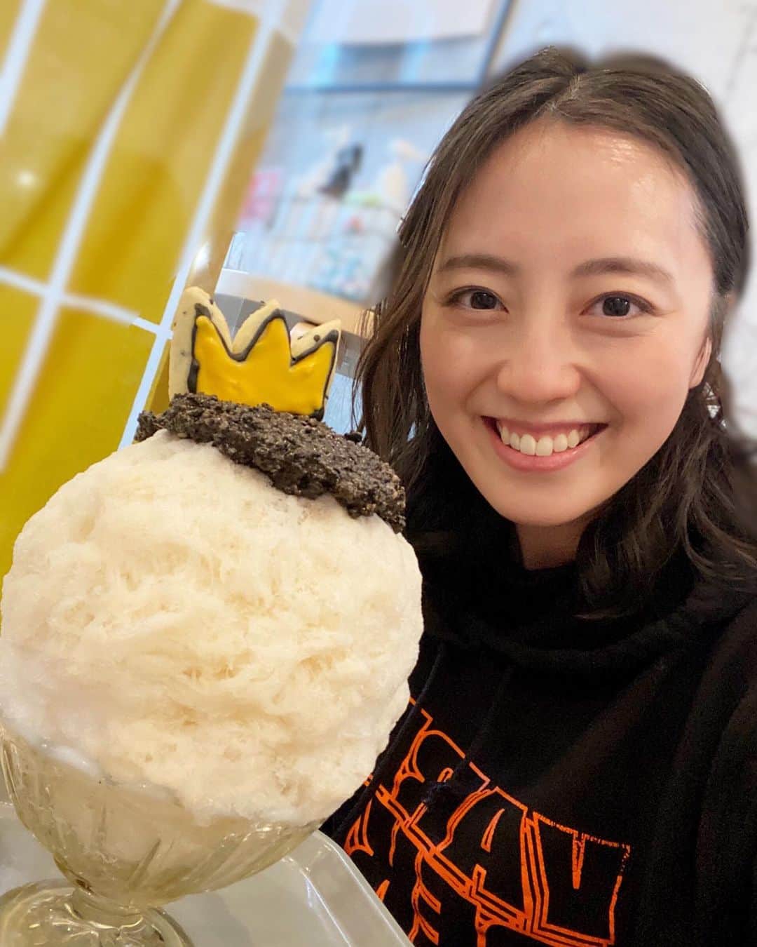 沢井美優のインスタグラム：「✨👑✨  #沢井はかき氷です #🍧  #かき氷 #かき氷大好き  #かき氷は人を幸せにする #🧡　 　 #笑顔溢れる毎日を  #明日もきっと素敵な一日 #🍀」