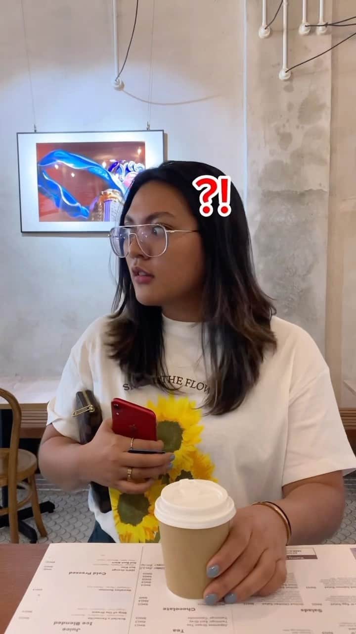 エアアジアのインスタグラム：「The choice is yours: Dine-in with us and get up to 50% discount or order food delivery at home on airasia food, via airasia Superapp! Whichever you choose, we hope you have wifi connection 🤪  #airasiasuperapp #airasiafood #foodpanda」