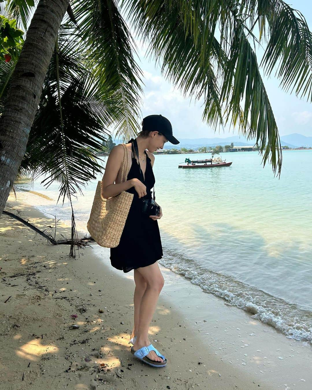 モーガン茉愛羅のインスタグラム：「I want to go back😮‍💨🥹🌺🍹🌴」