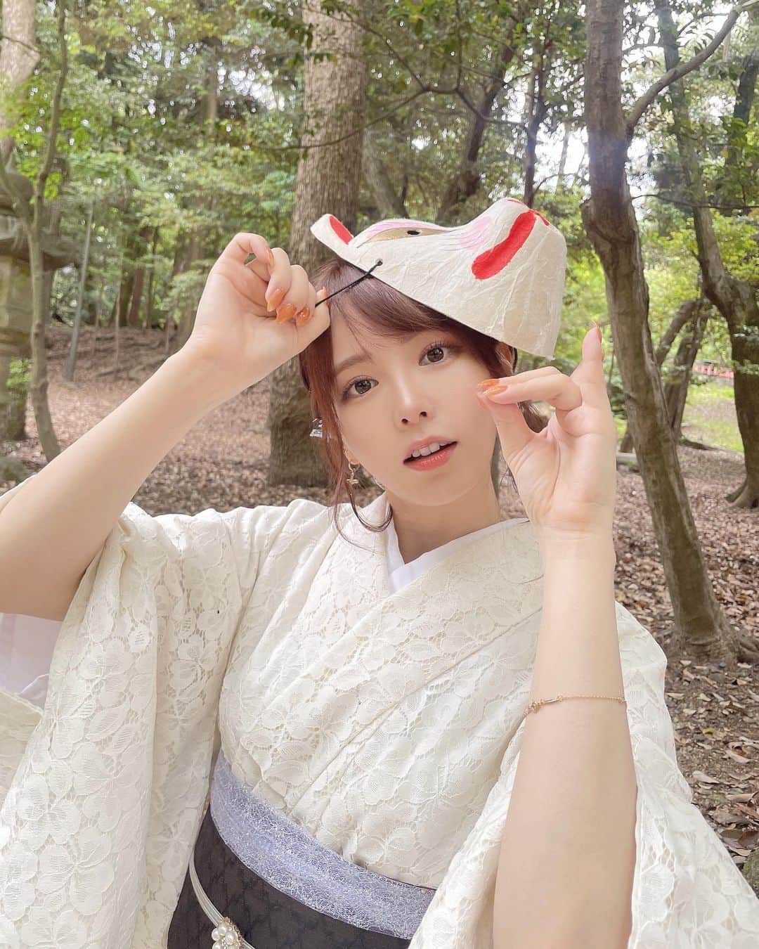 西村歩乃果のインスタグラム：「コン🦊  #京都　#伏見稲荷大社」