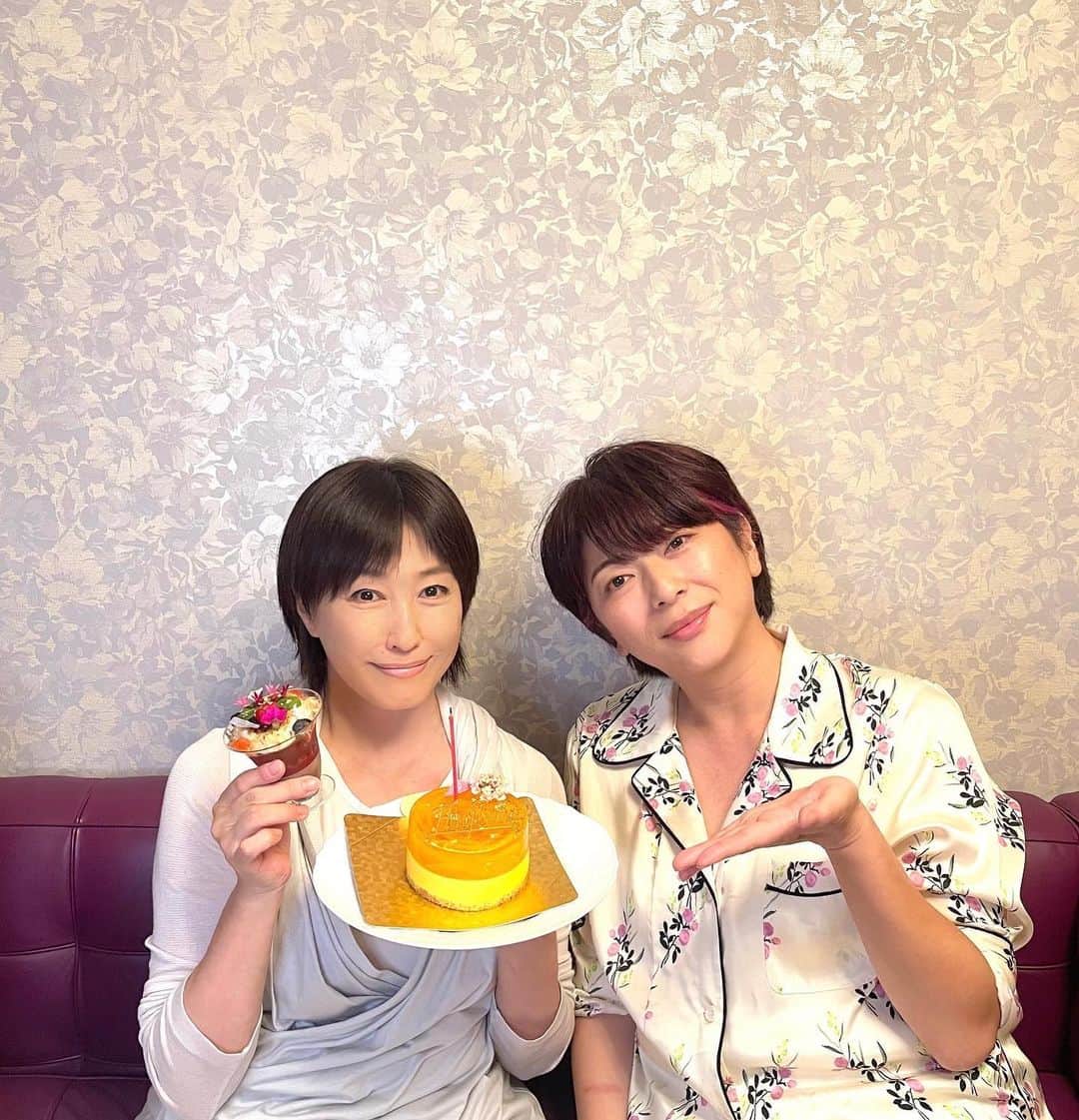 高島礼子さんのインスタグラム写真 - (高島礼子Instagram)「【マネージャーより】 昨日はインスタライブご視聴ありがとうございました✨ また機会があったらこのアカウントでやりたいなぁと思ってます😆  #美容 #美容トーク  #コラーゲン #ミキズコラーゲン  #beauty #instalive」7月6日 21時06分 - reico.official