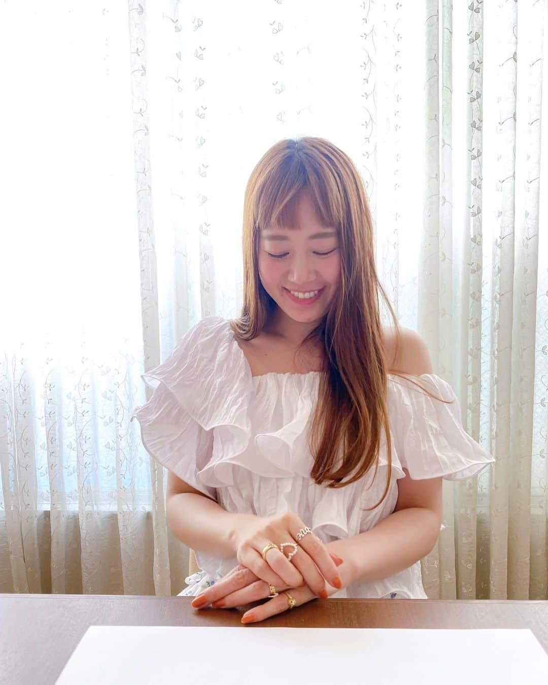 濱内奈々子さんのインスタグラム写真 - (濱内奈々子Instagram)「オフィス移転してから近所の美味しいランチを探索するのが楽しみ♡🍽 ご飯食べる前めっちゃうれしそうな顔しているらしい😋食いしん坊🐷💕」7月6日 21時22分 - nanako_hamauchi