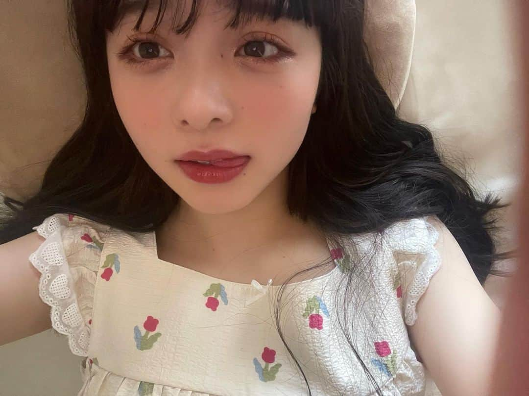 新田湖子さんのインスタグラム写真 - (新田湖子Instagram)「おとといくらいのわたし お家でるぎりぎりまでごろごろしちゃうのやめたい、🫢」7月6日 21時27分 - coconitta0809