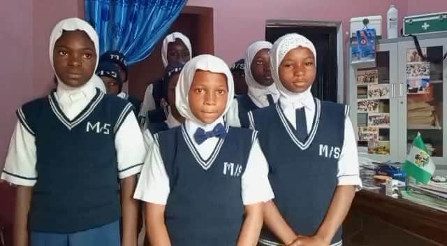 アーメド・ムサのインスタグラム：「The M&S INTERNATIONAL SCHOOL ANTHEM (WORDINGS). M&S School International,we are learning to be great leaders,to contribute our quarter in the National building.Love,Faith and  Truth,we will study very hard,to be children of M&S School.God help us learning progress Amen. 🎉💃👏」