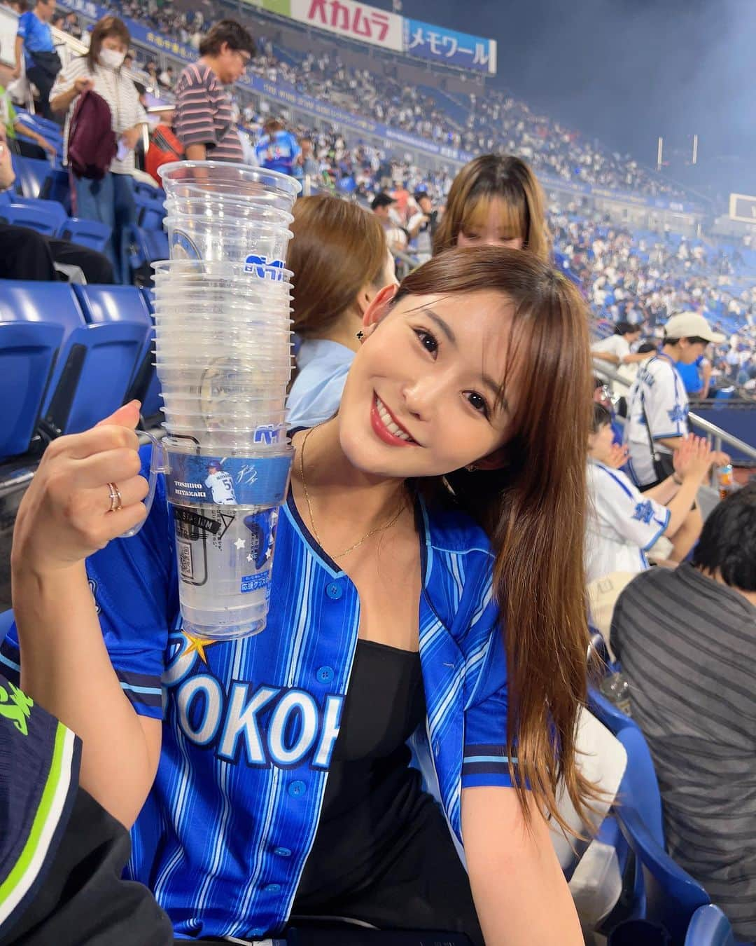 erinaさんのインスタグラム写真 - (erinaInstagram)「. . 横浜優勝 バウアー完投 . ずっと現地観戦勝てなかったけど やっと勝てました😭😭😭😭❤️❤️ . 幸せ . . . #横浜 #ベイスターズ #横浜denaベイスターズ」7月6日 21時45分 - erina_umajo