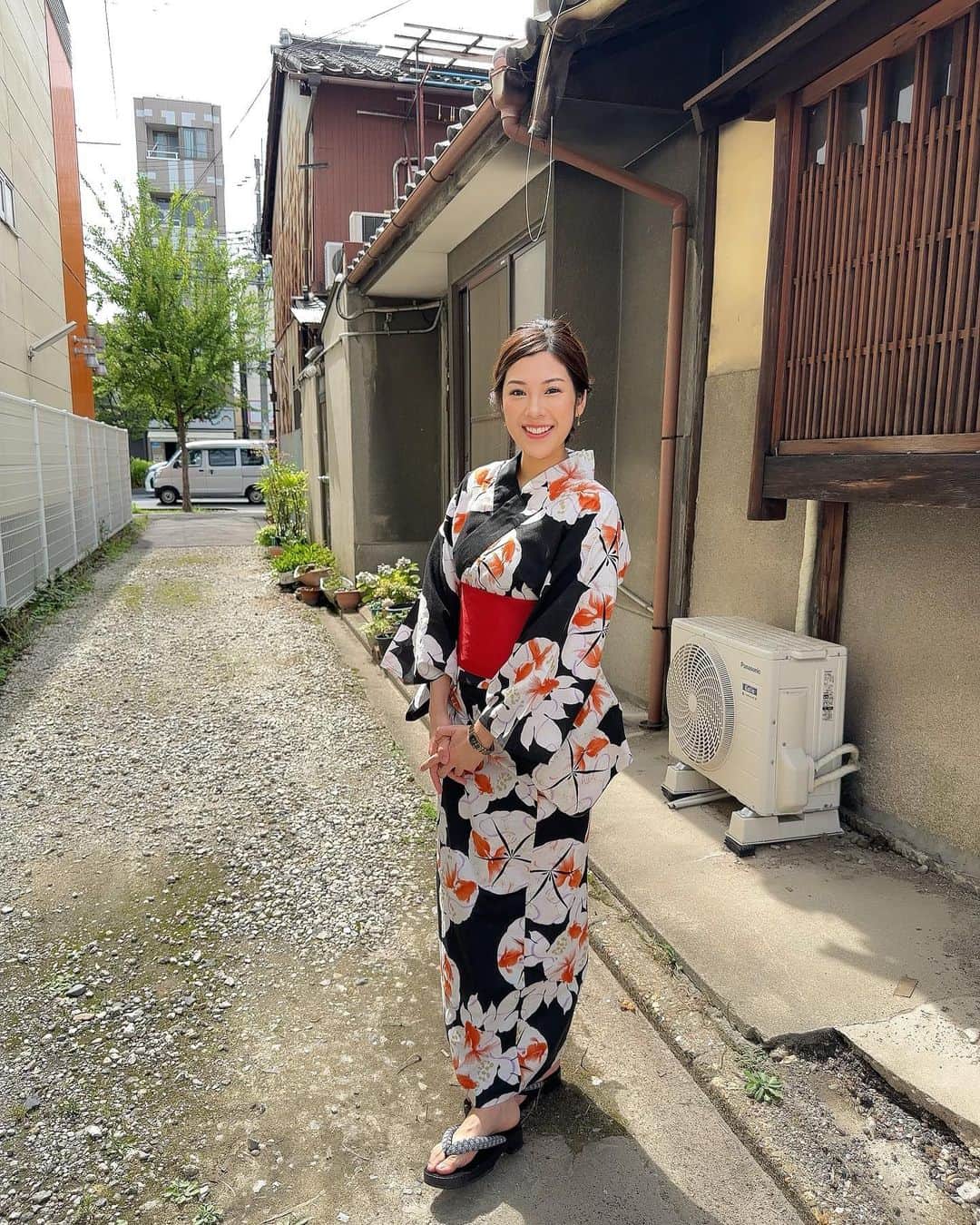 内田瑞穂さんのインスタグラム写真 - (内田瑞穂Instagram)「浴衣着ました👘歳を重ねるごとに浴衣や着物が様になってきた気がします。日本文化の奥深さを年々感じてます☺️  #浴衣 #浴衣女子 #京都」7月6日 21時42分 - 1110mizuho