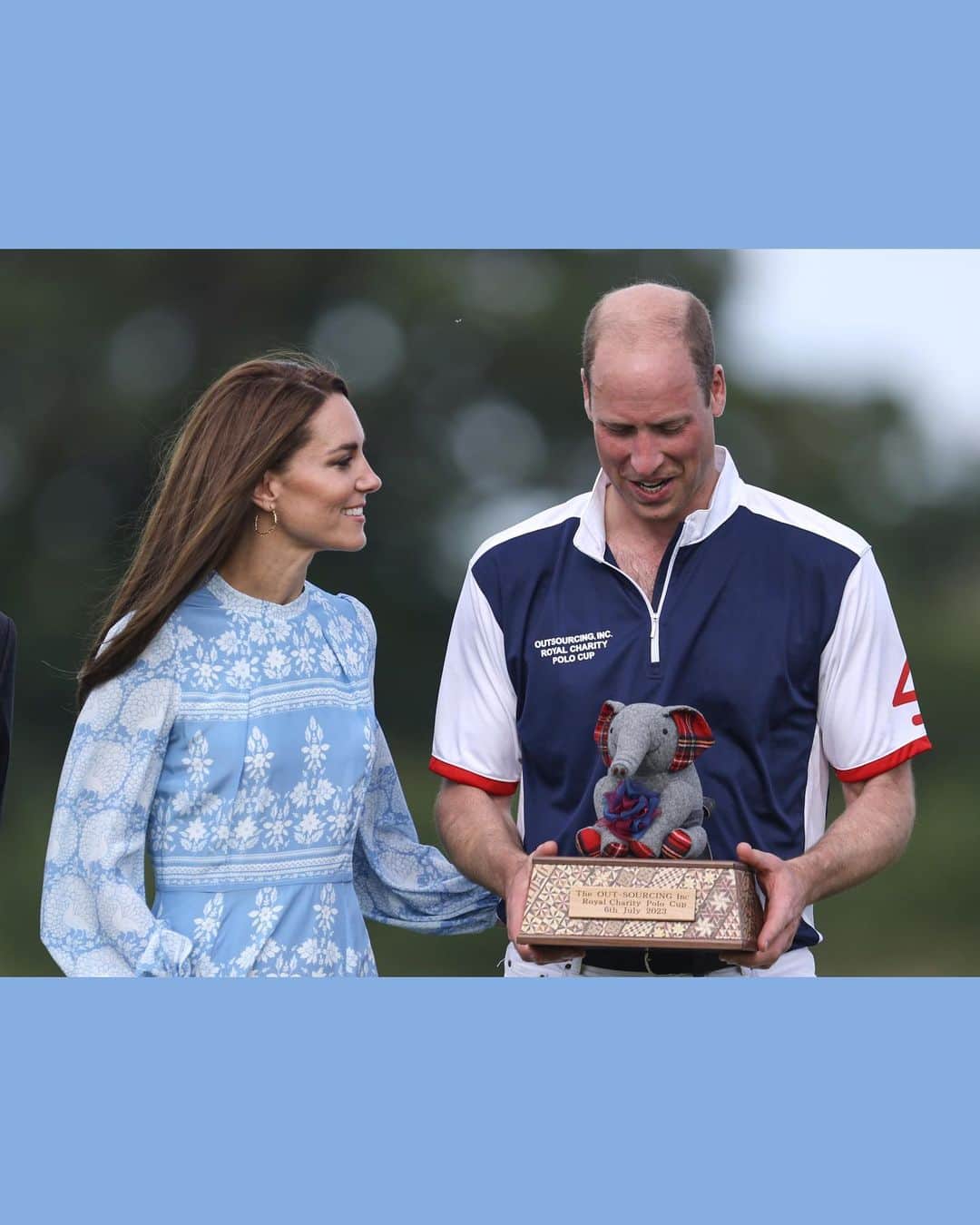 Just Jaredさんのインスタグラム写真 - (Just JaredInstagram)「Kate Middleton cheers on Prince William, and shares a kiss on the cheek with him, after he played in the Royal Charity Polo Cup as part of the winning team in London #KateMiddleton in @beulahlondon  #PrinceWilliam #PrincessCatherine #PrinceofWales #PrincessofWales #BritishRoyalFamily Photos: Getty」7月7日 8時08分 - justjared