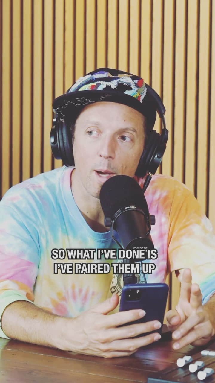 scottlippsのインスタグラム：「Next up! @jason_mraz picks his #top5 singer songwriters! @spinmag @lippsservicepod brought to you by the all new @mackiegear #dlz creator #jasonmraz #podcast #comingsoon #singersongwriter #singer #songwriter」