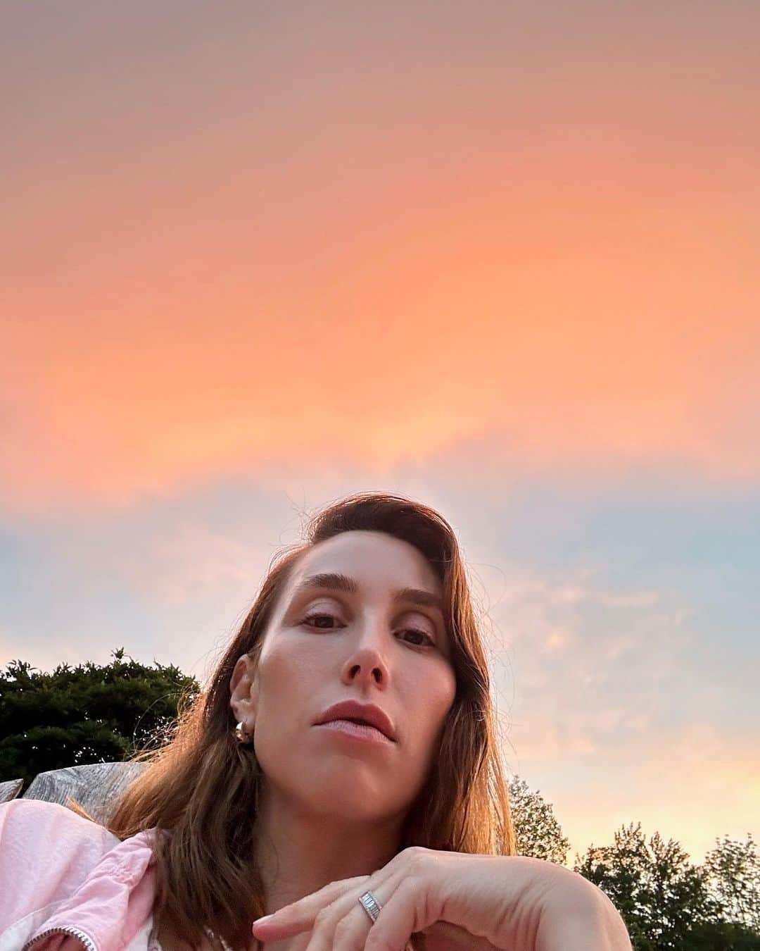 のインスタグラム：「Missing Pop Pop, but feeling his energy everywhere around here. Vermont, I ❤️ you. It finally feels like summer.」