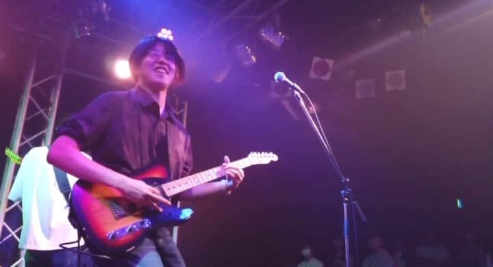 歴史は踊るのインスタグラム：「イキイキ動くケツ」