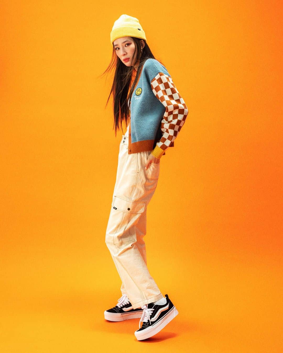 vans girlsのインスタグラム：「Knu times two. Meet the Knu Stack, available now at the link in our bio.」