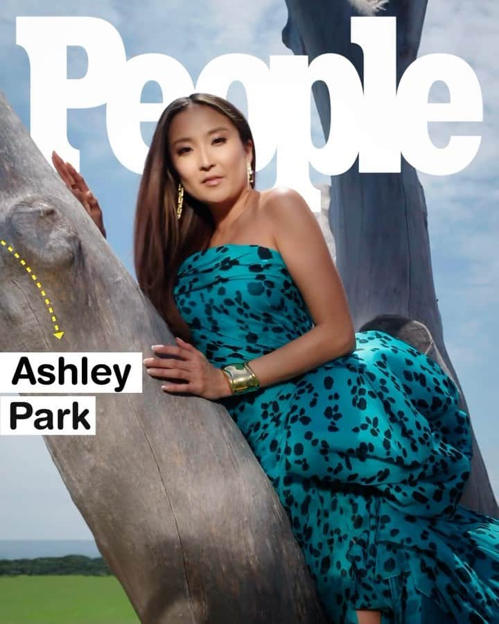 アシュレイ・パークのインスタグラム：「Ashley Park is finding herself — and reaching new heights. The #EmilyinParis star is taking center stage in summer’s raunchiest comedy #JoyRideMovie, and she says “it’s the first time I got to really understand what it is to be a protagonist in your own story.” More on her beginnings, Broadway and her biggest year yet in our digital cover story at the link in our bio.   📷: @lenneigh 🎥: @ericlongden Hair: @claytonhawkins Makeup: @fionastiles Manicurist: @nailsbyemikudo Stylist: @erinwalshstyle Prop Stylist: @zeez.louize」