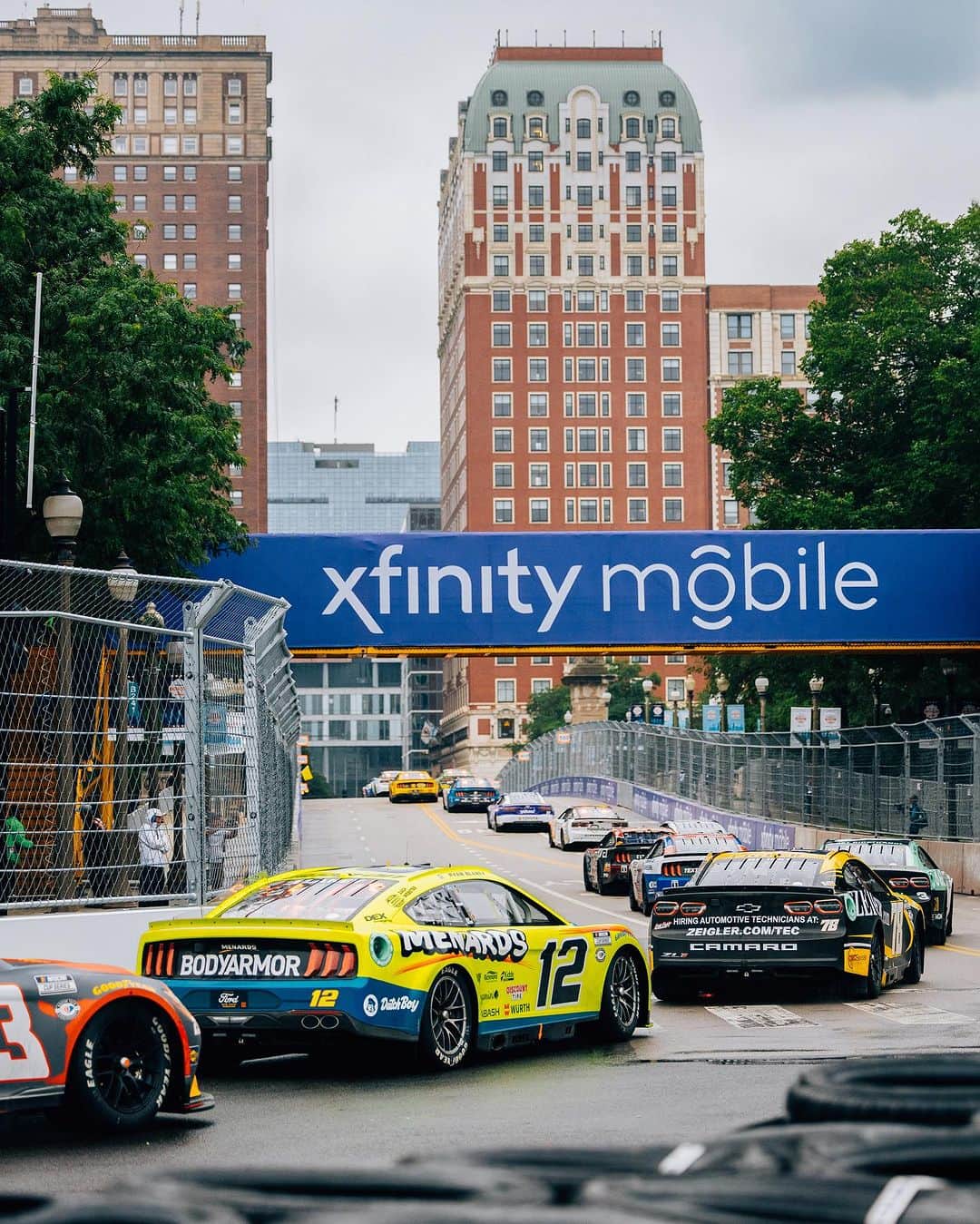 trashさんのインスタグラム写真 - (trashInstagram)「Fast shutter, faster cars. Shooting for @Nascar in Chicago was incredible. Can’t wait to do it again.」7月7日 3時45分 - trashhand