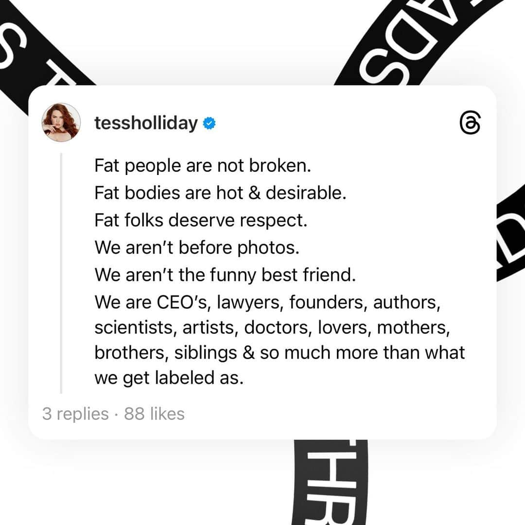 テス・ホリデーのインスタグラム：「Just fattin’ it up on the new app #effyourbeautystandards #threads  👀 also posting some birthday party things over there first 🍒」