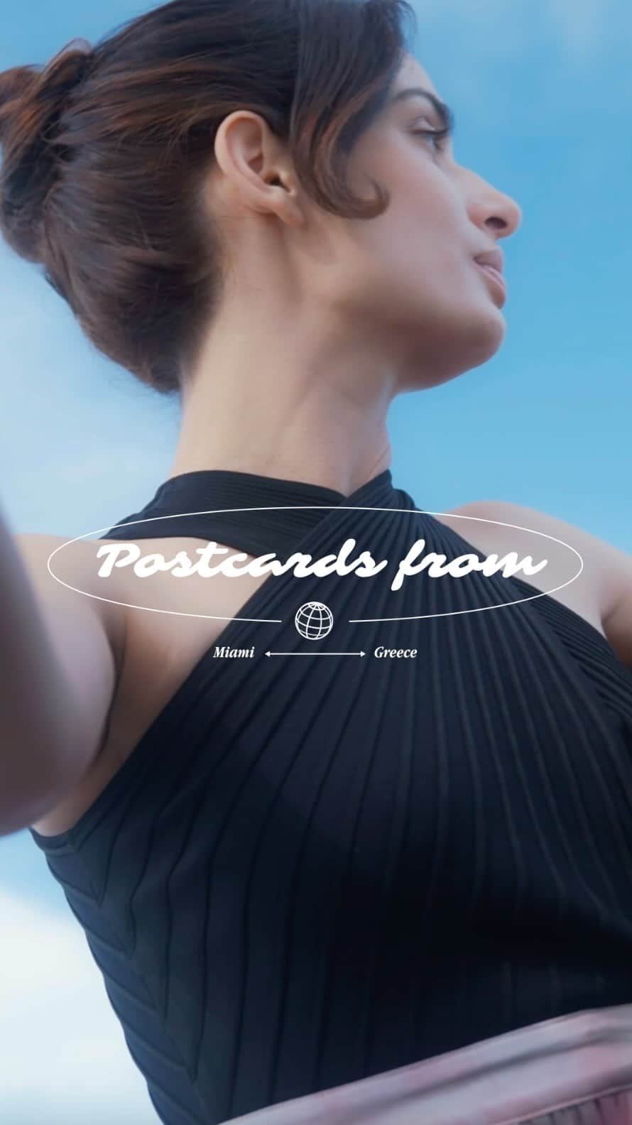 Ted Bakerのインスタグラム：「Welcome to Hydra, my beloved Greek paradise. Join  me and @danae_michalaki in discovering the island with @tedbaker   #Ad #TedBaker #PostcardsFrom #hydra  📽️ @rollingscorpio @tasoka_kouki  📷 @billoshnookums  Sound @daphnefarazi  Mua @panagiotis.karakasis  Hair @iliaskoutsaftikis  Les chefs @spyros_gavathas @johngavathas」