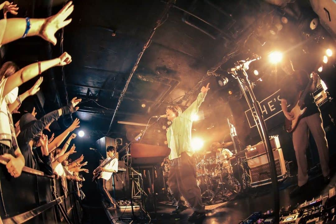 井上竜馬さんのインスタグラム写真 - (井上竜馬Instagram)「SHE'S Tour 2023 "Shepherd" in 横浜F.A.D 2023.07.06  灼熱で激動な絶頂の横浜公演を経て、明日は金沢です。  📸 @masafuji93」7月7日 16時41分 - shesryoma