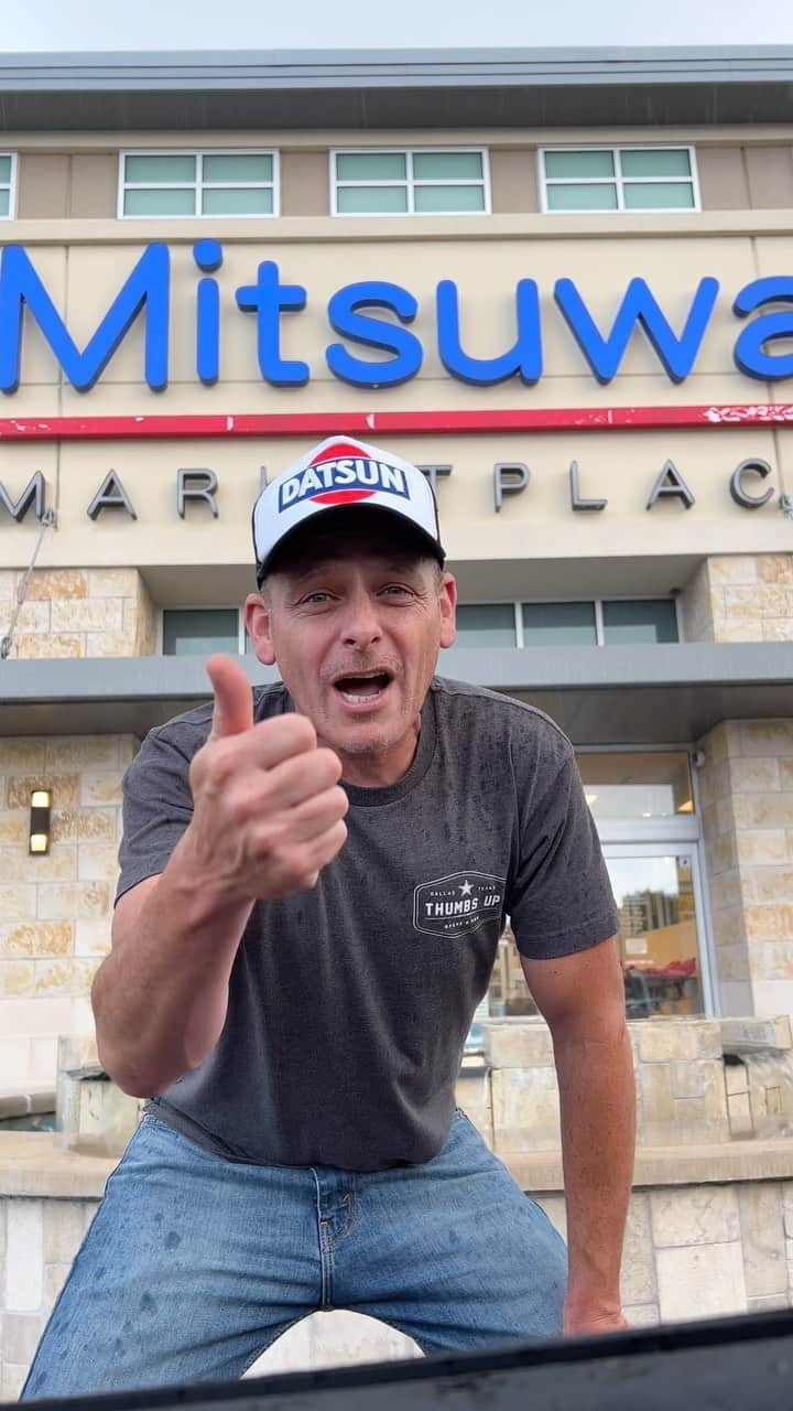 スティーブのインスタグラム：「Special event announcement! This Saturday and Sunday July 8-9 I will be making fresh and selling or Japanese snacks called HOSHI @hoshijapanesesweets  here at @mitsuwa_plano  11-5pm both days! Car community please come and support!! Last time we sold out and had long lines of days, so please come early and please enjoy traditional Japanese snacks with an American twist! 大判焼きのイベントを今週末にミツワマーケットプレイスにてやります。ほしというブランドを立ち上げたので是非ご応援をください❣️前回すぐ売り切れになったのでお早めに。。」