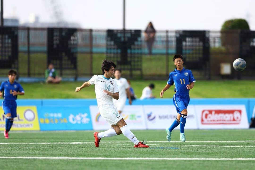 柴村直弥さんのインスタグラム写真 - (柴村直弥Instagram)「1年目は選手、2年目は選手兼ヘッドコーチとして在籍させてもらった南葛SCの10周年記念OBマッチに参加させていただきました。 当時のメンバーや現在も所属しているメンバーなど、久しぶりに皆に会えて楽しかったです。南葛飾高校との試合も2-0で勝利。 #南葛sc #南葛 #OB」7月7日 10時05分 - naoyashibamura