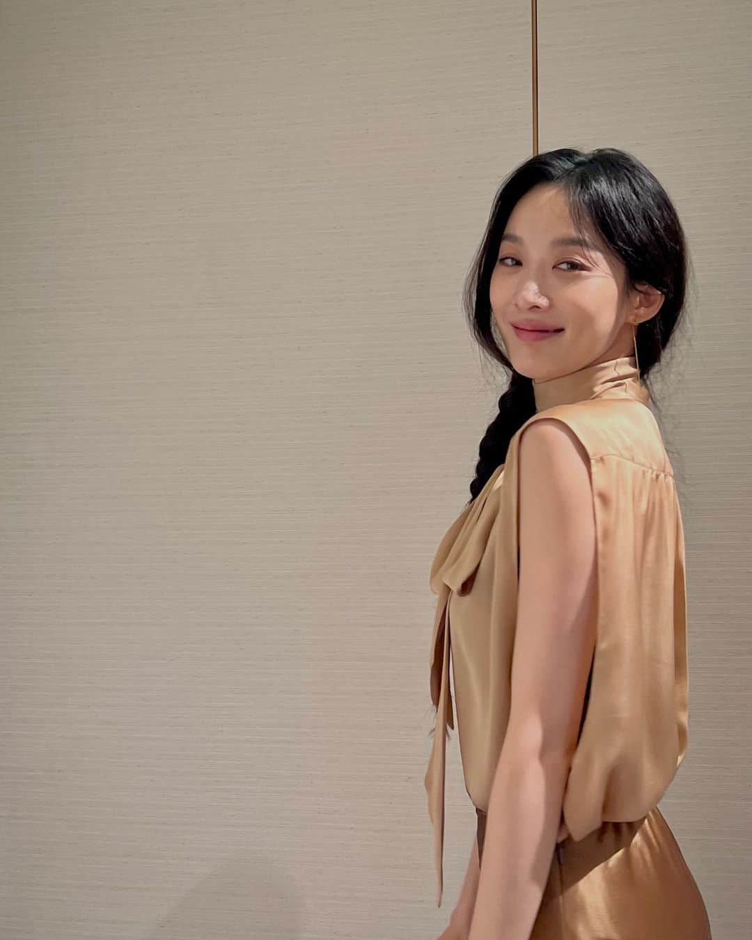 イ・チョンアのインスタグラム：「🐒🤎  see u on netflix @netflixkr」
