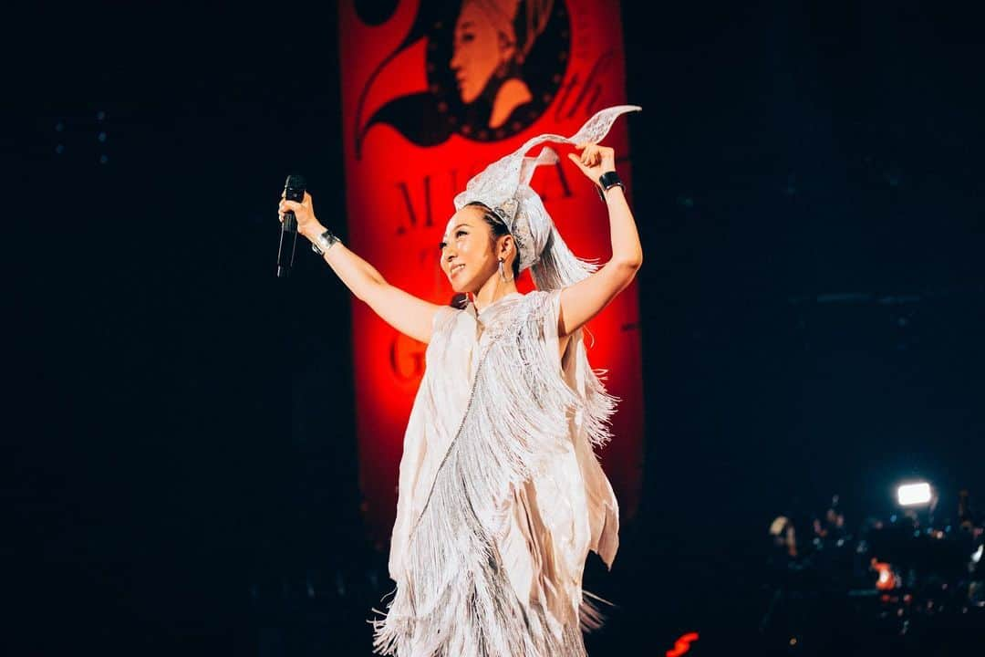 MISIAのインスタグラム：「⠀ 「25th Anniversary MISIA THE GREAT HOPE」BD & DVD 本日発売！🙌❤️‍🔥  さらに📢   ⭐️MISIA 星空のライヴXII⭐️ 11月から全国アリーナツアーの開催が決定しました！    チケット券売情報など詳細は、後日発表いたします。 お楽しみに🫶  #MISIA #25thanniversary  #MISIATHEGREATHOPE #星空のライヴⅩⅡ」