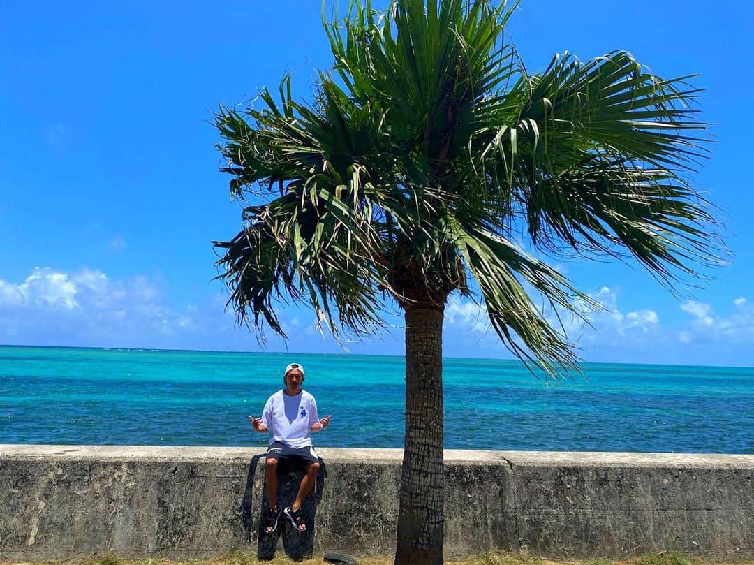 MASA（BRIDGET）のインスタグラム：「梅雨明けももうすぐかな🏝️夏はすぐそこですなー👐  #bridgetmasa」