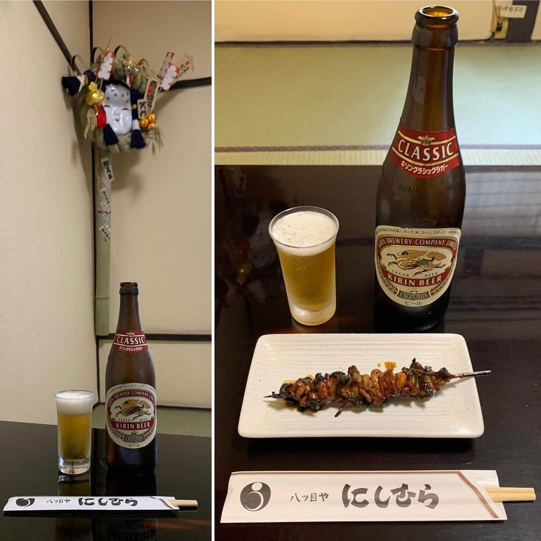 くろさんのインスタグラム写真 - (くろInstagram)「八つ目や にしむら➰  本日の有給休暇満喫ランチ🍺  やっぱココの鰻は旨しですな😋  10:35に到着したら8人目でした。 11時オープン前には軽く20人以上の並びがw で、お店出たら更に行列伸びてましたww ちなみに、7/13〜8/31まではtakeoutのみだそうです。  #鰻重定食上 #鰻重上 #鰻重 #八つ目やにしむら #八つ目やにしむら目黒店 #八つ目や #不動前グルメ #不動前ランチ #目黒ランチ #目黒グルメ #鰻重ランチ #くろ呑み喰い」7月7日 12時18分 - m6bmw