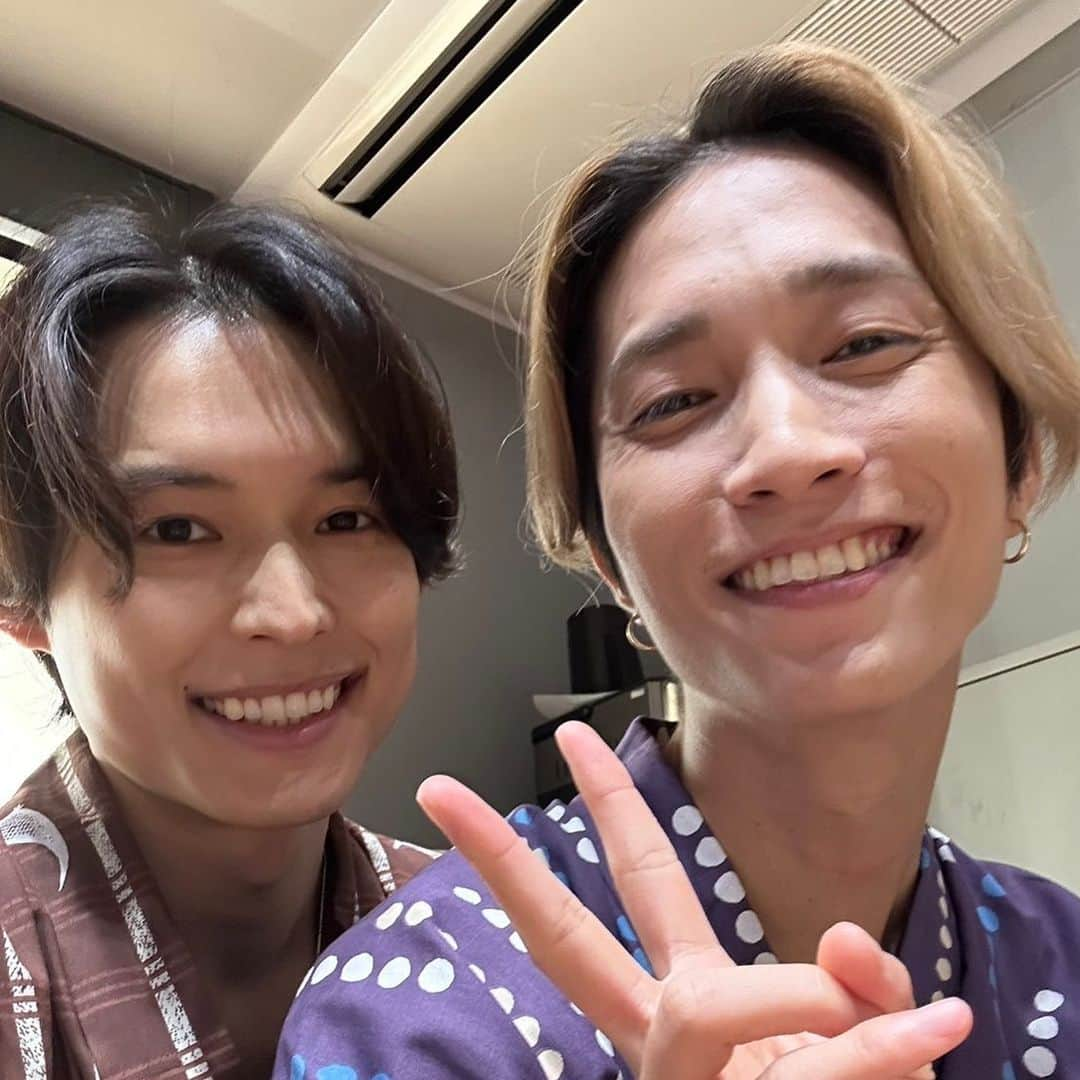 SixTONESさんのインスタグラム写真 - (SixTONESInstagram)「⁡ ⁡ ⁡ 夏だねぇ ⁡ ⁡ ⁡ #七夕 #夏」7月7日 12時21分 - sixtones_official