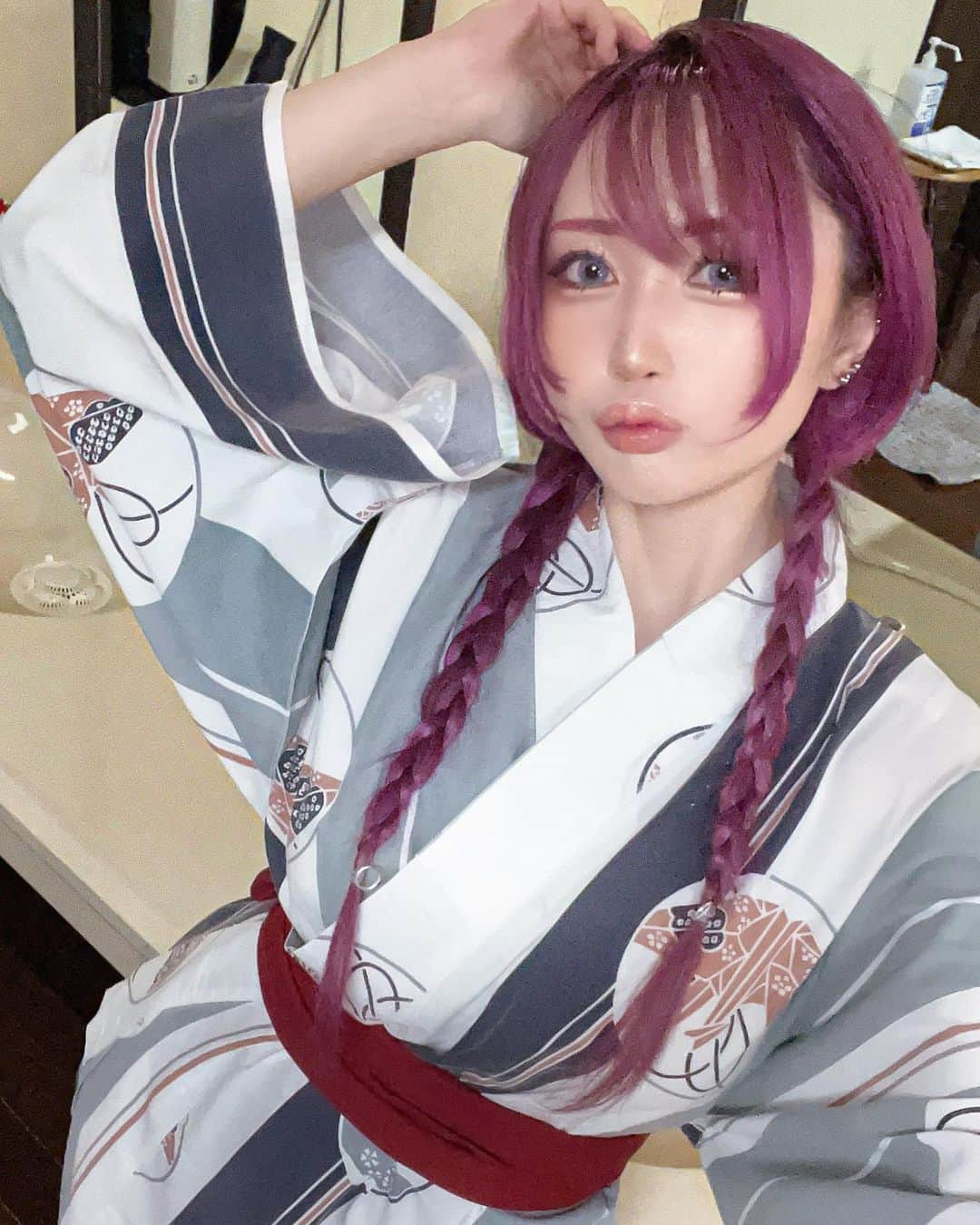 華密美琉さんのインスタグラム写真 - (華密美琉Instagram)「♨️  Do you like onsen?  温泉はいいぞ！  ♨️  #いわき市  #旅館こいと  #旅館こいとがステキだった  #旅館こいとbar  #温泉旅館  #温泉女子  #温泉  #温泉旅行  #自転車旅  #自転車女子  #onsen  #onsenhotpools  #onsenjapan  #onsengirls  #onsengirl  #福島  #福島観光  #福島県  #温泉巡り  #温泉好きな人と繋がりたい  #温泉好き  #cycling  #cycle  #cyclinglife  #cyclingphotos  #cyclinggirl  #cyclelife  #onsenlife  #onsenlover  #fukushima」7月7日 18時05分 - chamomile_chami