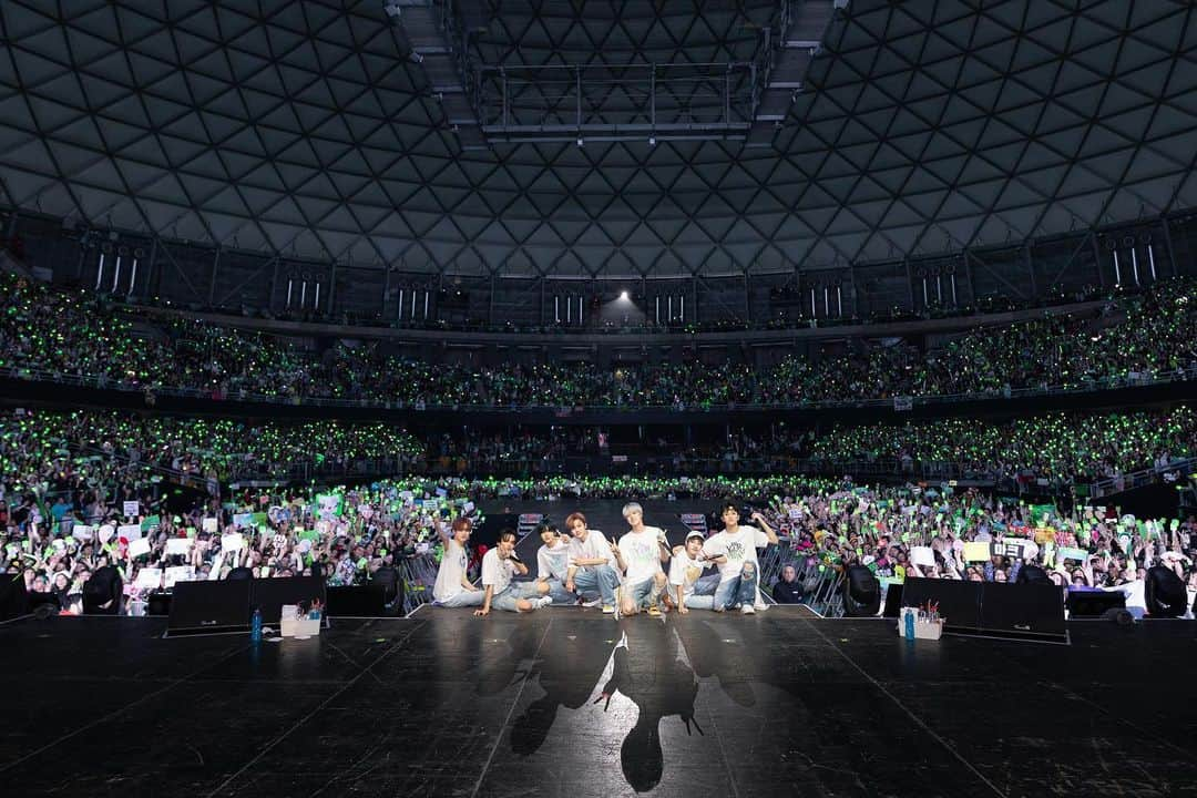 NCT DREAMさんのインスタグラム写真 - (NCT DREAMInstagram)「✨💚NCT DREAM TOUR 'THE DREAM SHOW2 : In YOUR DREAM' in #SANTIAGO💚✨  #THEDREAMSHOW2 #SANTIAGO #THEDREAMSHOW2_In_YOUR_DREAM #NCTDREAM_IN_YOUR_DREAM_SANTIAGO #NCTDREAM_THEDREAMSHOW2」7月7日 12時55分 - nct_dream