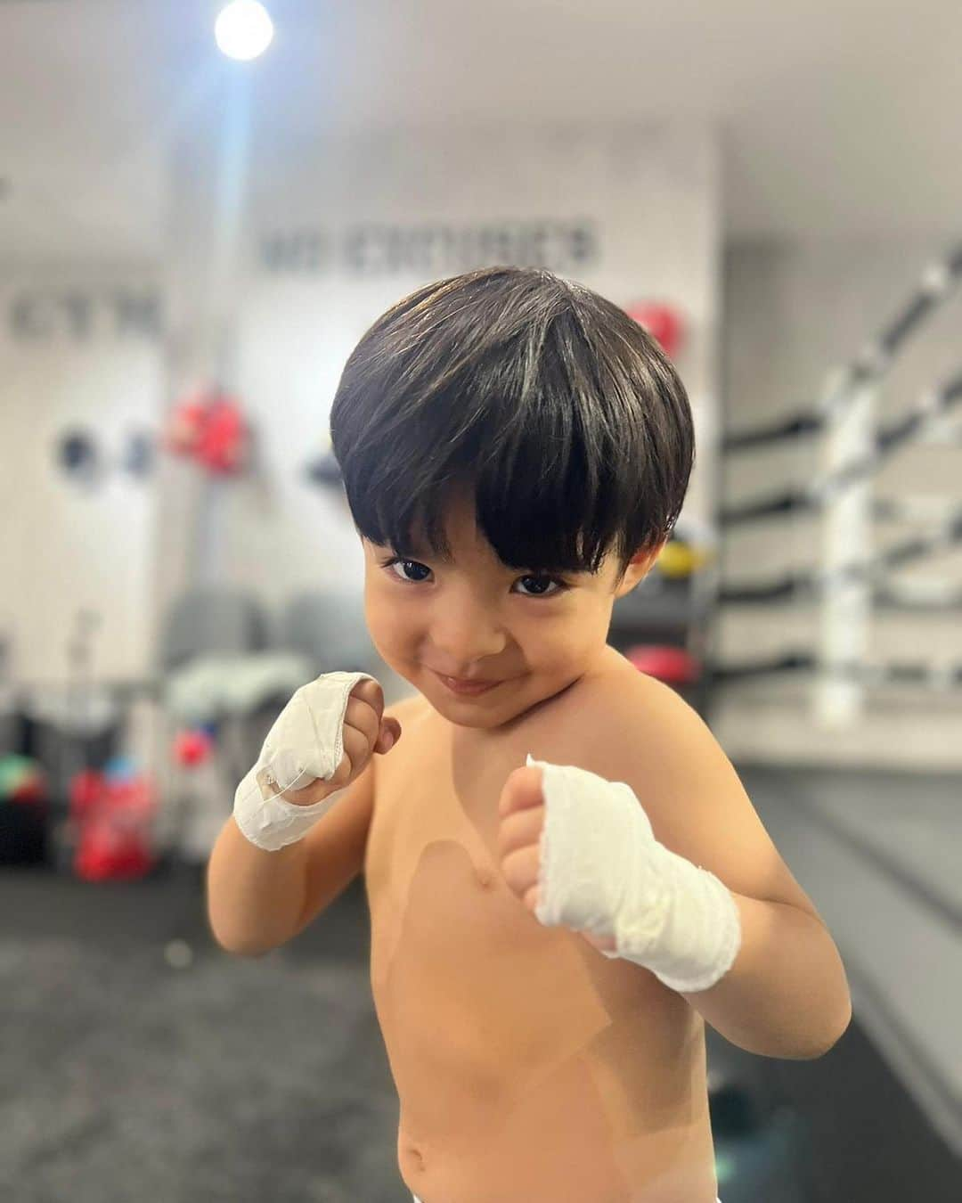 亀田和毅さんのインスタグラム写真 - (亀田和毅Instagram)「Futuro campeón del mundo. 未来の世界チャンピオンか⁉︎ @2705noah_20」7月7日 12時49分 - tomokikameda