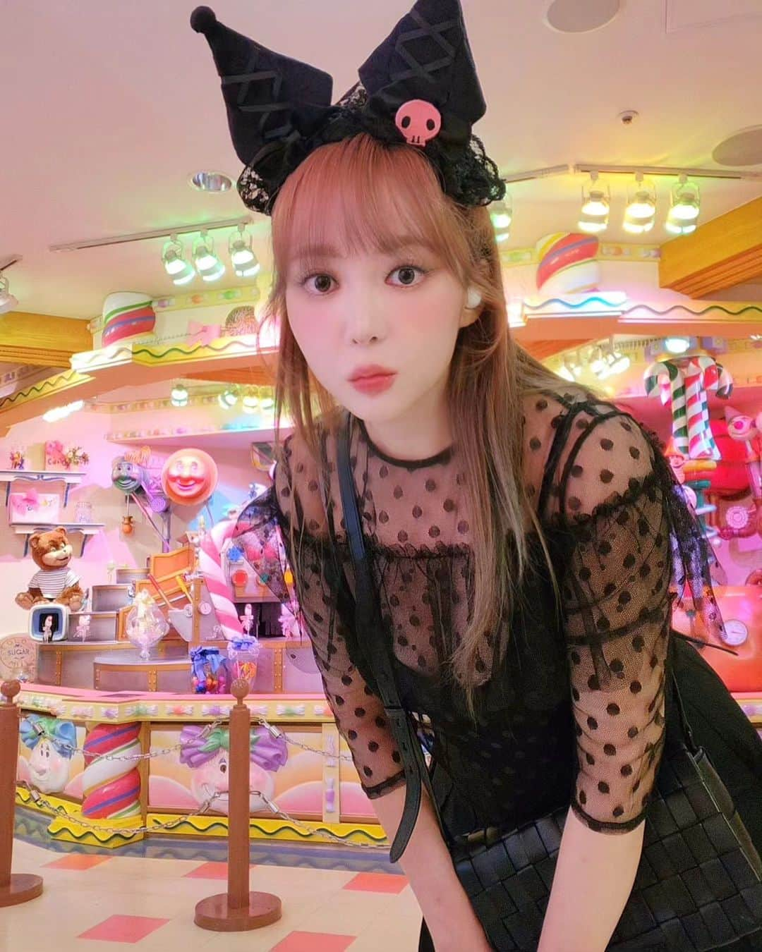 会社員J（会社員Aちゃん）さんのインスタグラム写真 - (会社員J（会社員Aちゃん）Instagram)「サンリオピューロランドでクロミになりたかった35ちゃい😈😎」7月7日 13時14分 - acyan_dayo