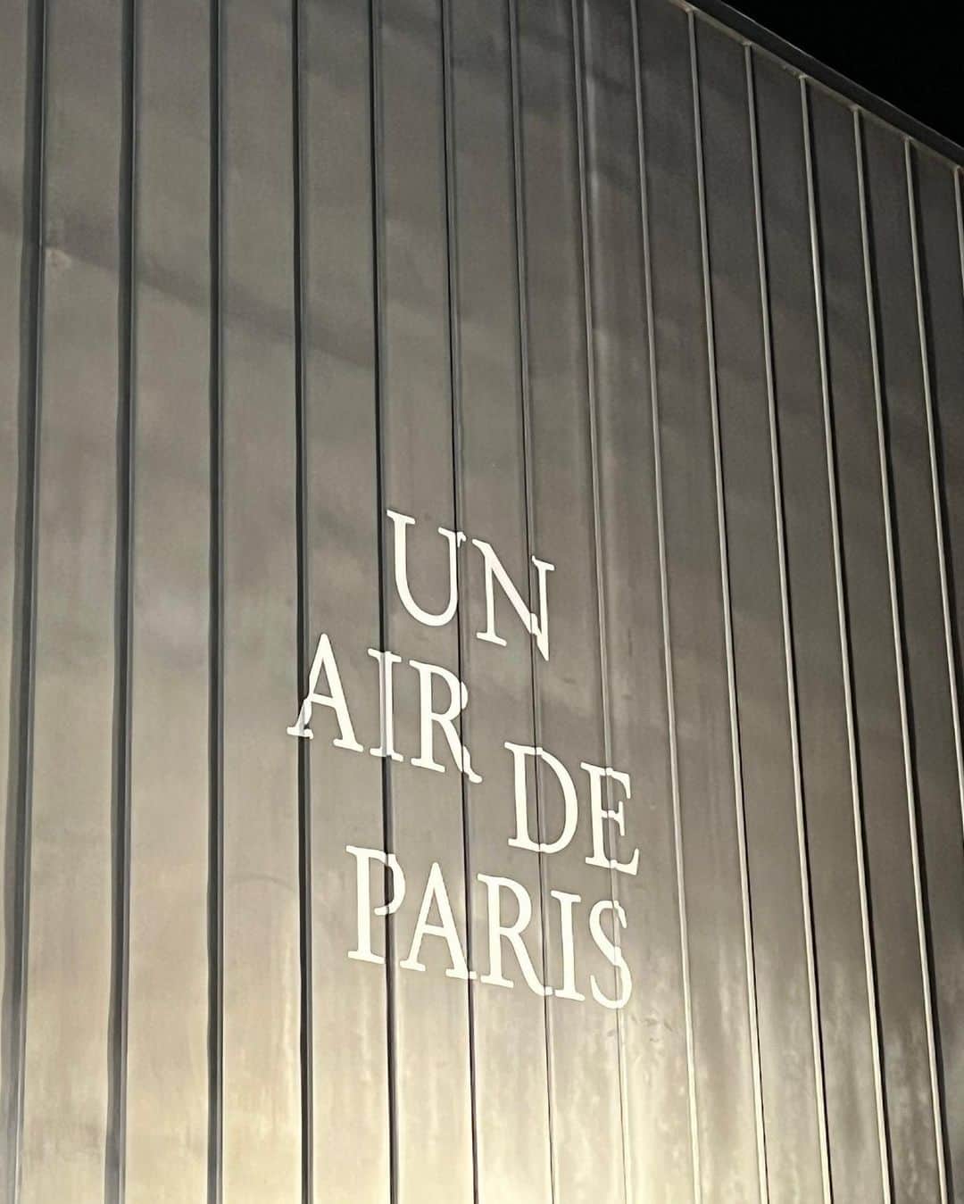 石崎日梨さんのインスタグラム写真 - (石崎日梨Instagram)「⁡ 「Diptyque」のポップアップパーティー  "UN AIR DE PARIS パリの空気" に 　お邪魔してきました🦢🇫🇷🥂 ⁡ 　EAU ROSEの香りを纏っていったよ~ ⁡ @diptyque #DIPTYQUE #Diptyqueunairdeparis #Diptyqueパリの空気」7月7日 15時35分 - ishizaki_hina0123