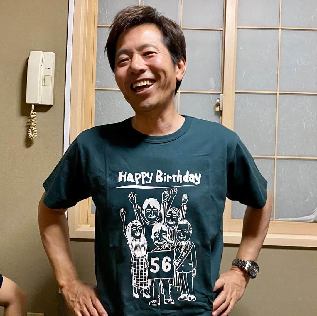 新山大さんのインスタグラム写真 - (新山大Instagram)「ひでちゃんハピバ🎉🎂  #横山ひでき #生誕祭 #56歳 #ラッキー水泳部」7月8日 1時55分 - dai_niiyama