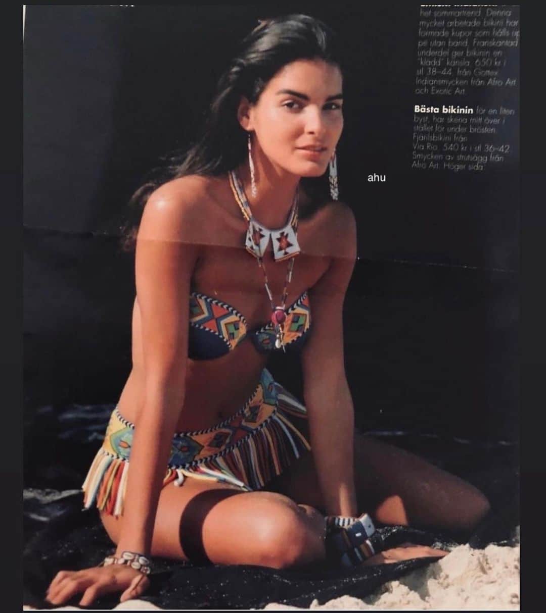 アンジー・ハーモンのインスタグラム：「#fbf or #fringyfriday   😂🌞😎👙😘」