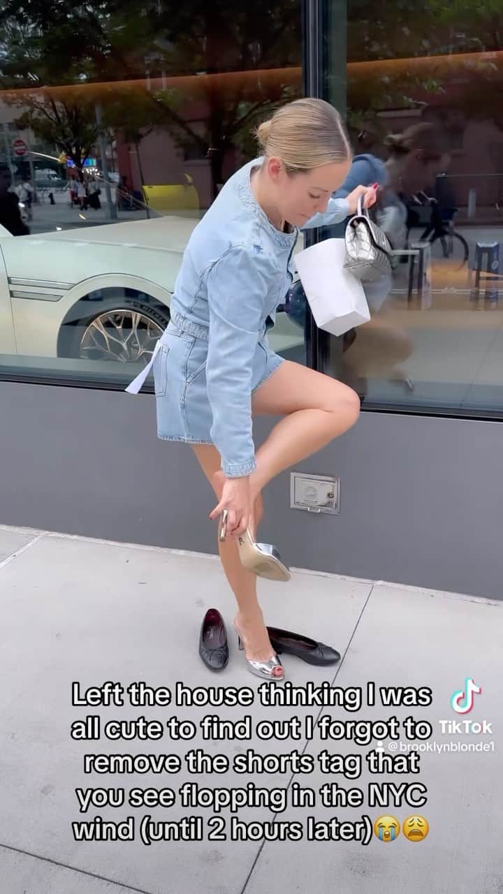 Helena Glazer Hodneのインスタグラム：「Took the train and all😩」