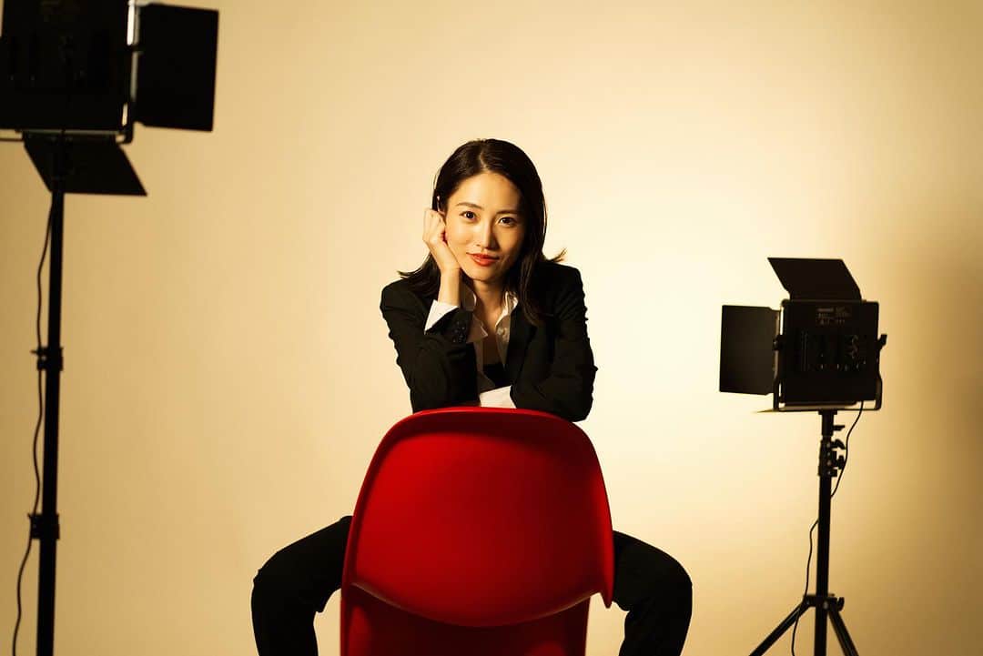 土井玲奈さんのインスタグラム写真 - (土井玲奈Instagram)「📷❸  photographer：@masayuki_kaki   作品撮りシリーズでした。 かっきーこと垣雅之くんに 撮ってもらったよん。 ほんとに素敵な写真撮ってくれる。多才。  #actor #actress #俳優 #女優 #japaneseactress  #일본의여배우 #日本女演员 #日本女演員  #portrait #portraitpage #portraitart #portrait_shots #portraitartist」7月7日 18時26分 - doixreina